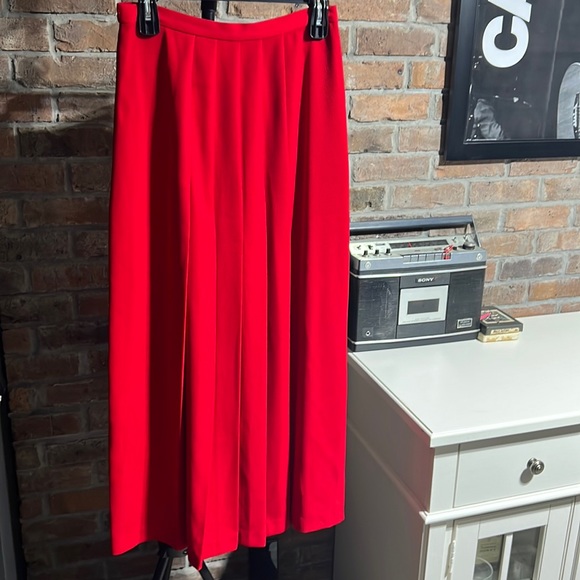 Vintage | size 8 | Red | Cynthia Howie | Pleated | A-line skirt - Picture 3 of 16